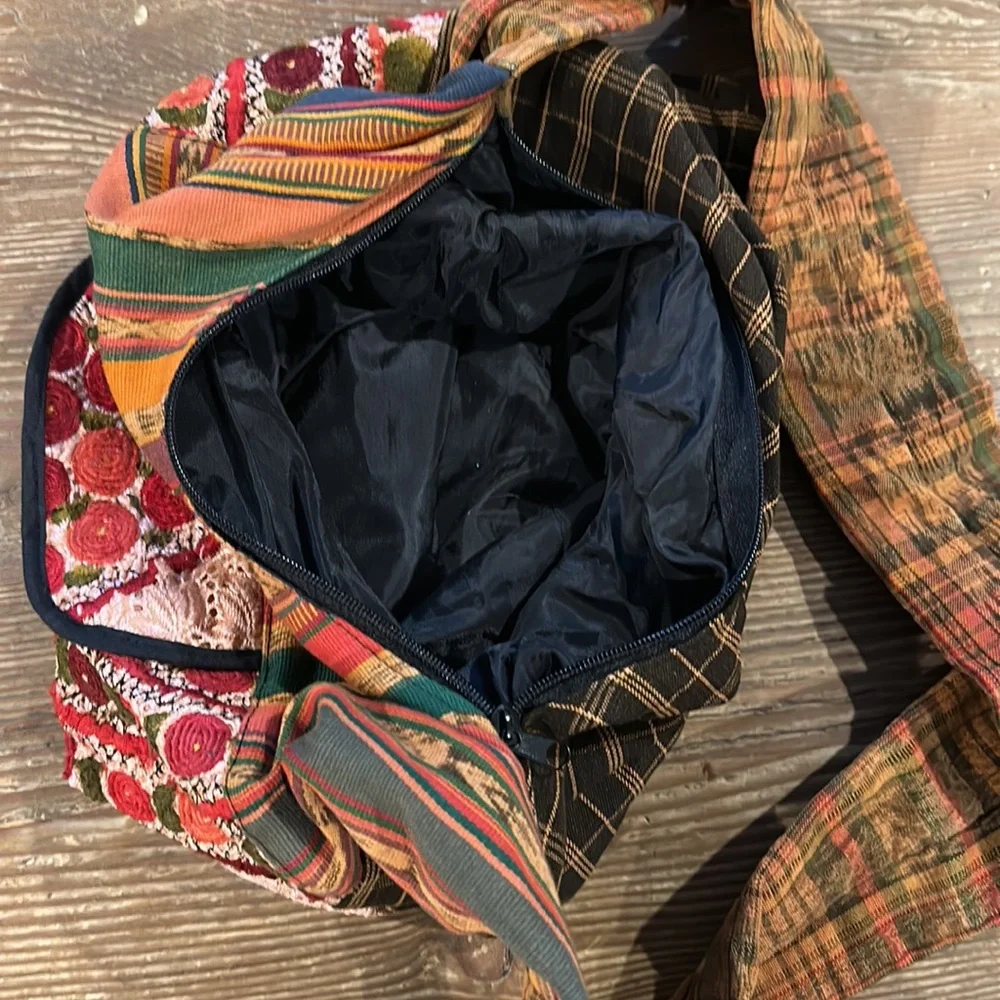 Bohemian embroidered bucket shoulder crossbody bag